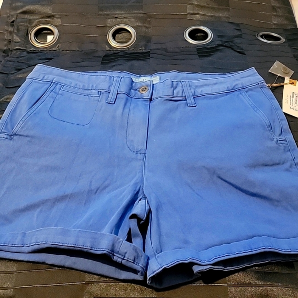 Blue Bermuda Shorts with Rolled Hem and Cotton Blend